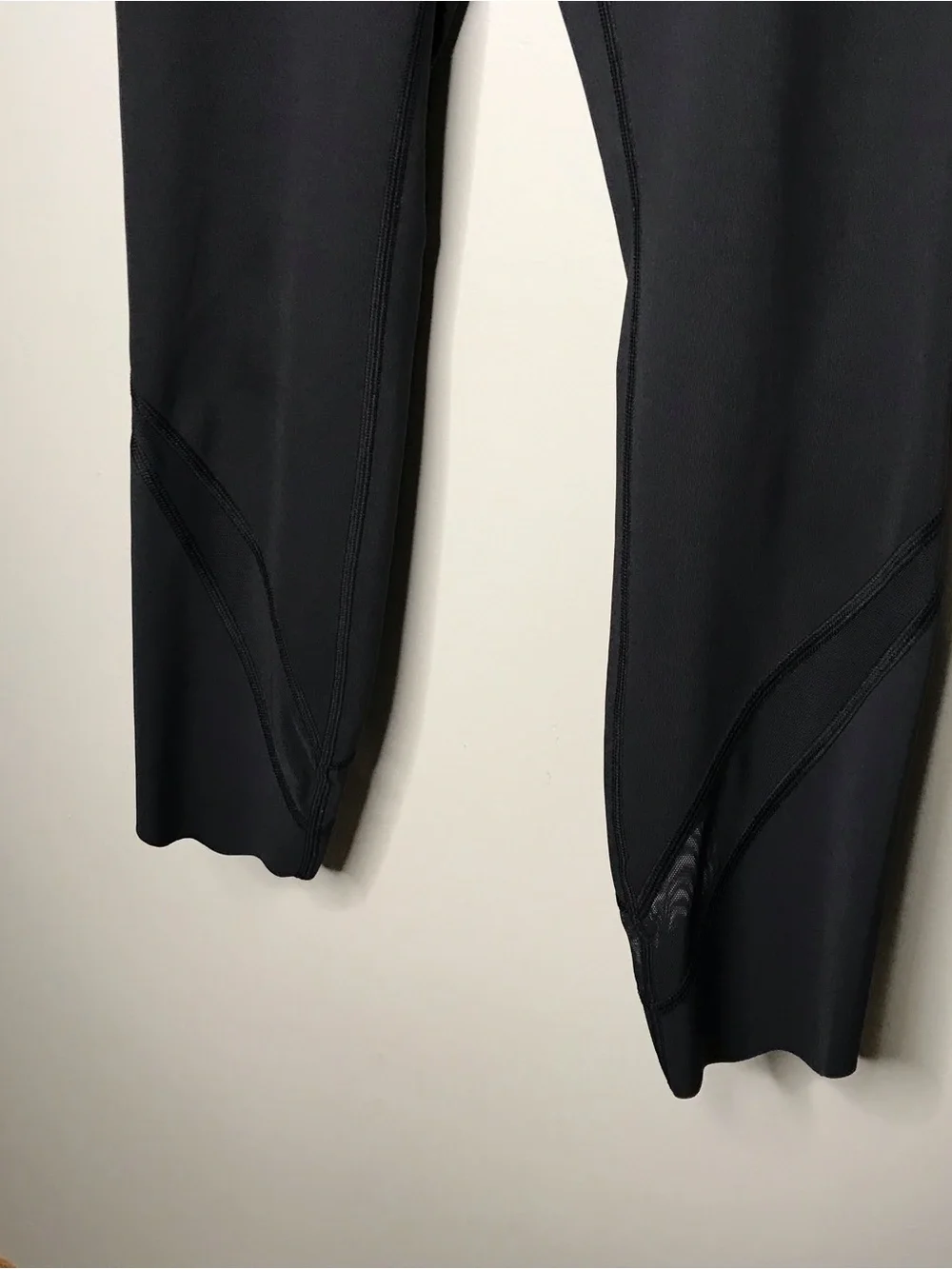 lululemon athletica Wunder Under Roll Down Black High-Rise Leggings Sz 2